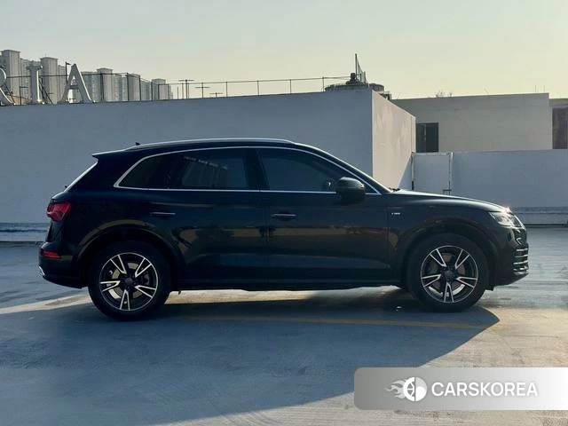 Audi Q5L id 4212645 из Китая 8