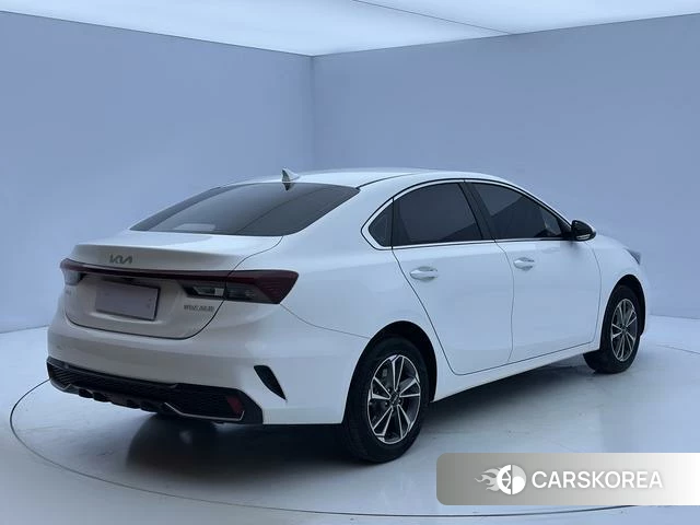 Kia K3 id 4263218 из Китая 18