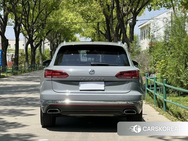 Volkswagen Touareg id 4211570 из Китая 17