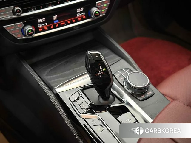 BMW 5 series 2021 Черный из Китая, фото 6