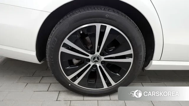 Mercedes-Benz E-Class W213 id 3033306 из Кореи 15