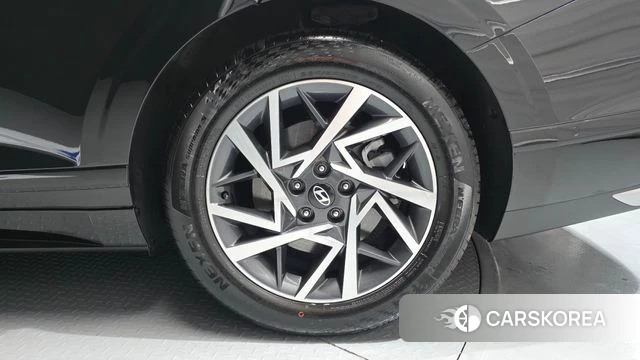 Hyundai Grandeur (GN7) id 3883500 из Кореи 15