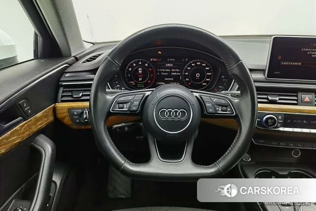 Audi A4L id 4212749 из Китая 18