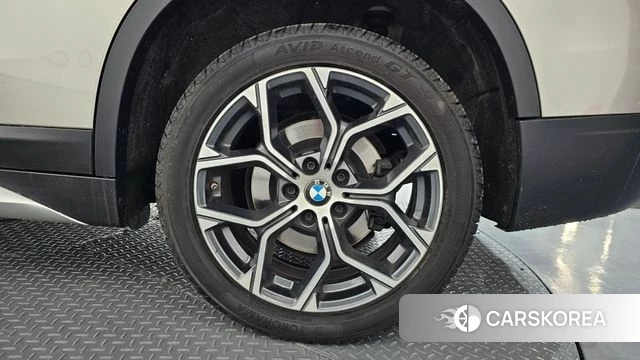 BMW X1 (F48) id 3893199 из Кореи 15