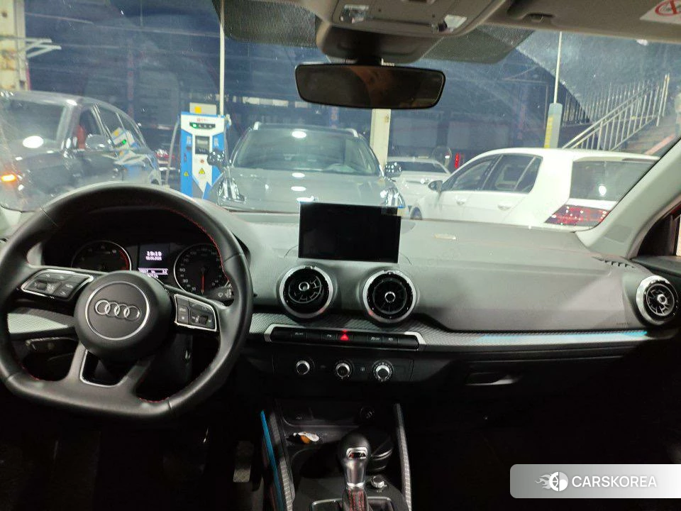 Audi Q2L id 4498795 из Китая 10