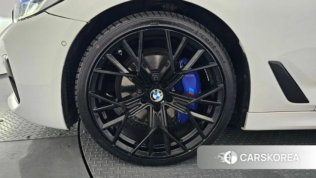 BMW 5 Series (G30) id 4390186 из Кореи 15