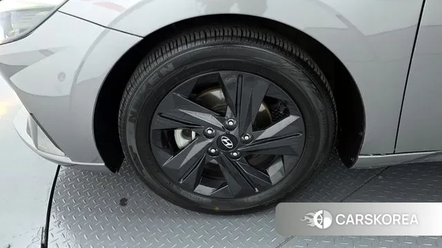 Hyundai Avante Hybrid (CN7) id 3777453 из Кореи 15