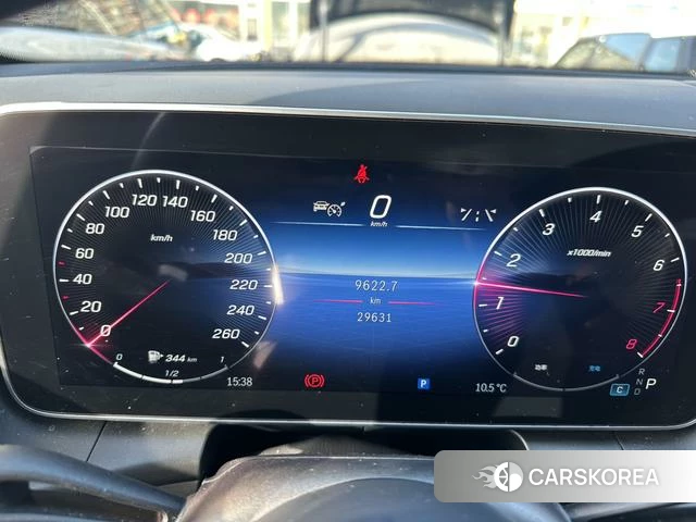 Mercedes-Benz GLC 2024 Черный из Китая, фото 6