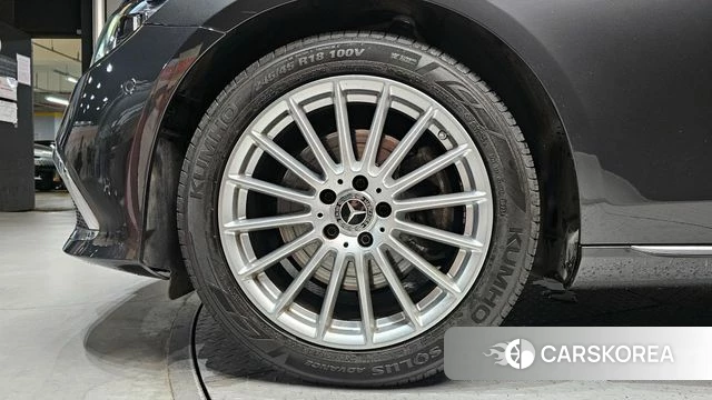Mercedes-Benz E-Class W213 id 4377075 из Кореи 26