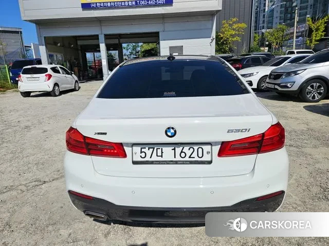 BMW 5 Series (G30) id 3275320 из Кореи 15