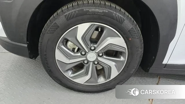 Hyundai Kona Hybrid id 3593073 из Кореи 15