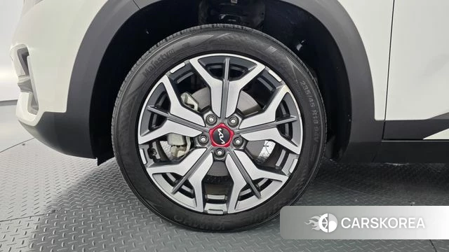 Kia Seltos id 4244262 из Кореи 28