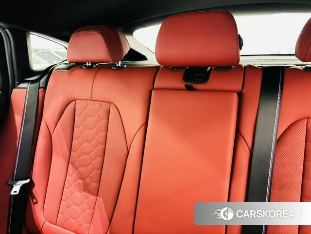 BMW X4 M id 4278383 из Китая 26