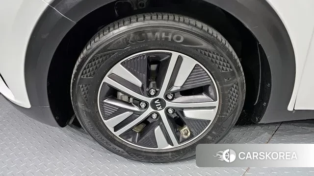 Kia The New Niro id 3494417 из Кореи 15