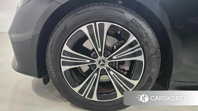 Mercedes-Benz E-Class W214 id 4462609 из Кореи 15