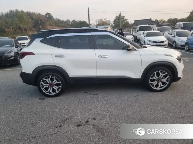 Kia Seltos id 3344632 из Кореи 15