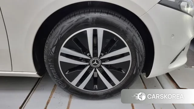 Mercedes-Benz A-Class W177 id 3258362 из Кореи 15