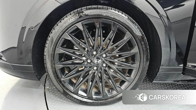 Hyundai Grandeur Hybrid (GN7) id 4640533 из Кореи 32
