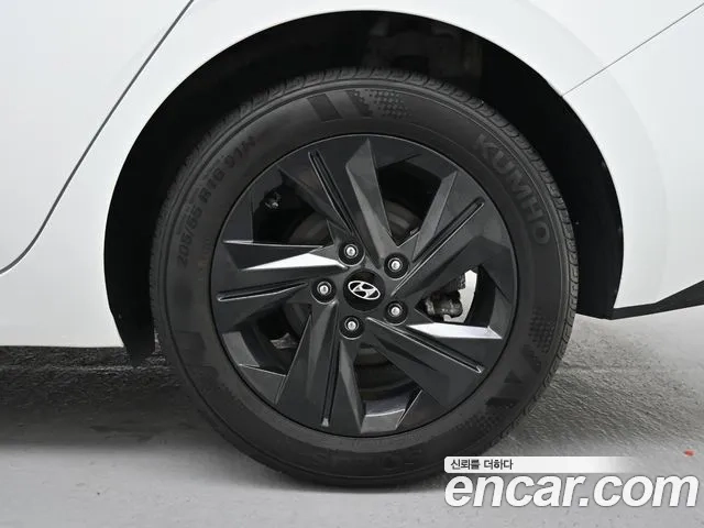 Hyundai Avante Hybrid (CN7) id 2950072 из Кореи 15