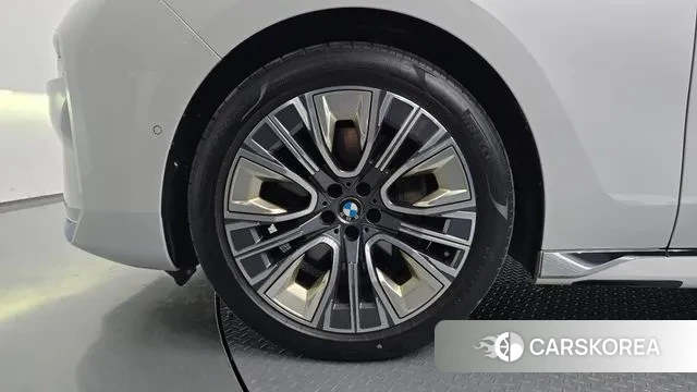 BMW 7 Series (G70) id 3599900 из Кореи 15