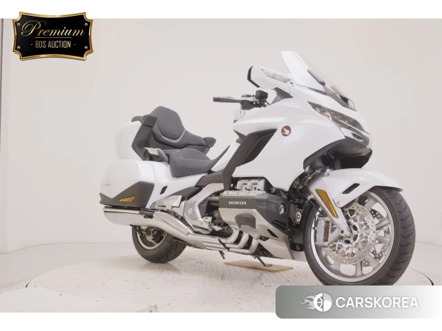 Проданный Honda GL1800 TOUR DCT 2026 из Японии, фото 2
