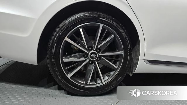 Hyundai The New Grandeur IG id 4518835 из Кореи 26