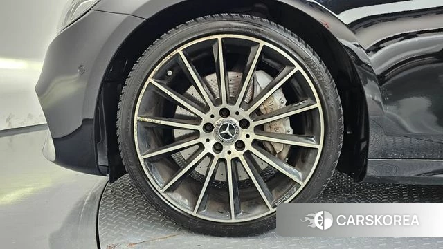 Mercedes-Benz E-Class W213 id 4836865 из Кореи 32