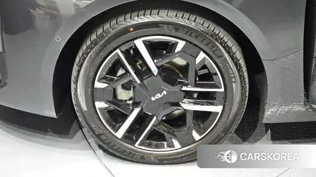 Kia The New K8 Hybrid id 3079913 из Кореи 15