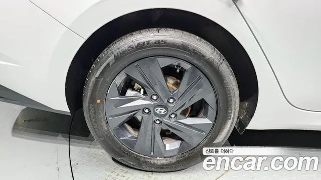 Hyundai Avante Hybrid (CN7) id 2879706 из Кореи 15