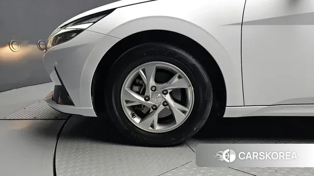 Hyundai Avante (CN7) id 3290337 из Кореи 15