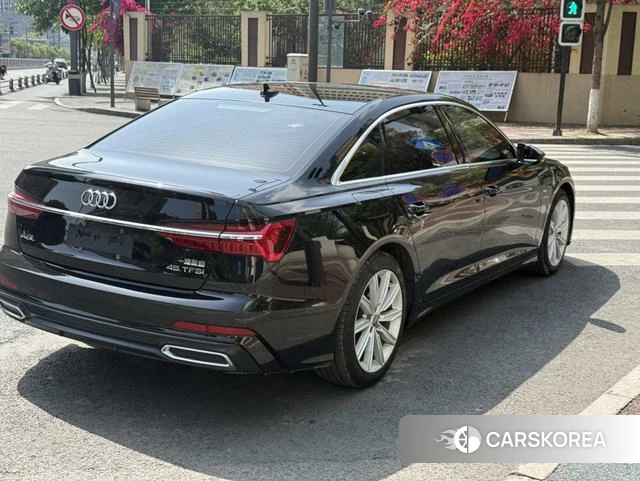 Audi A6L 2021 Черный из Китая, фото 5