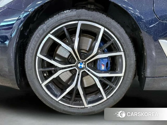 BMW 5 Series (G30) id 4402522 из Кореи 13