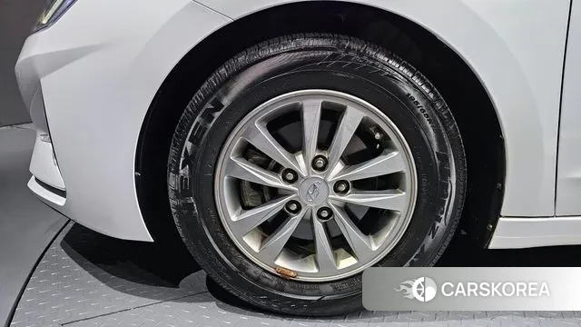 Hyundai The New Avante AD id 3449424 из Кореи 15