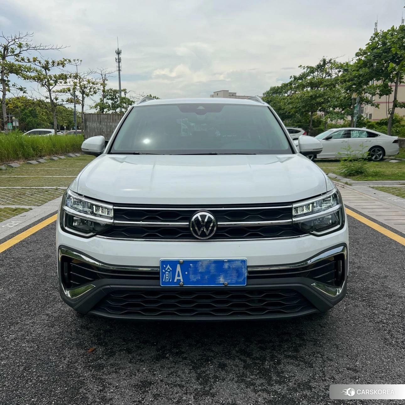 Volkswagen Tuyue 2023 Белый из Китая, фото 5