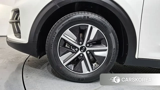 Kia The New Niro id 3788842 из Кореи 15