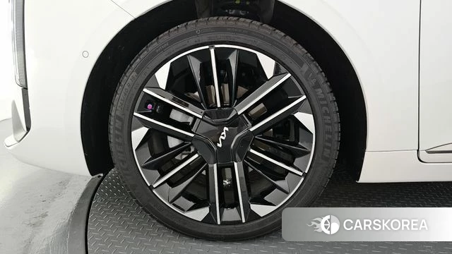 Kia The New K8 Hybrid id 4456041 из Кореи 26