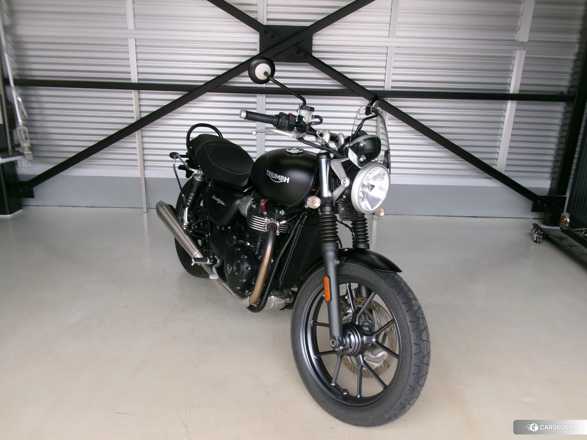 Triumph STREET TWIN 2017 из Японии, фото 4