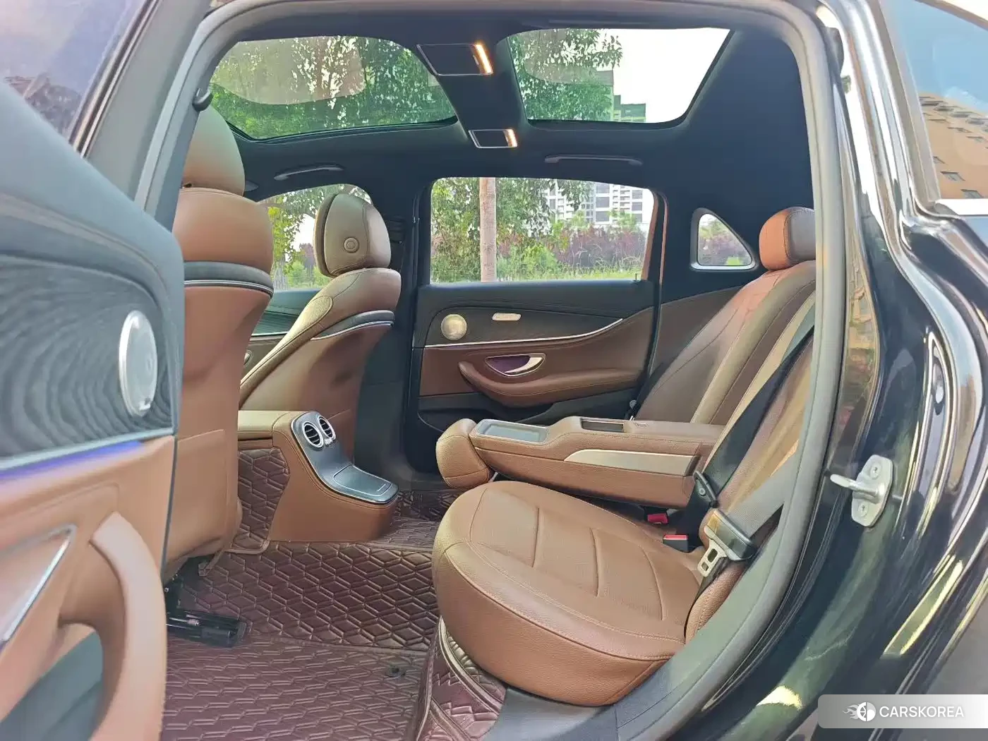 Mercedes-Benz E-class New Energy 2023 Черный из Китая, фото 5