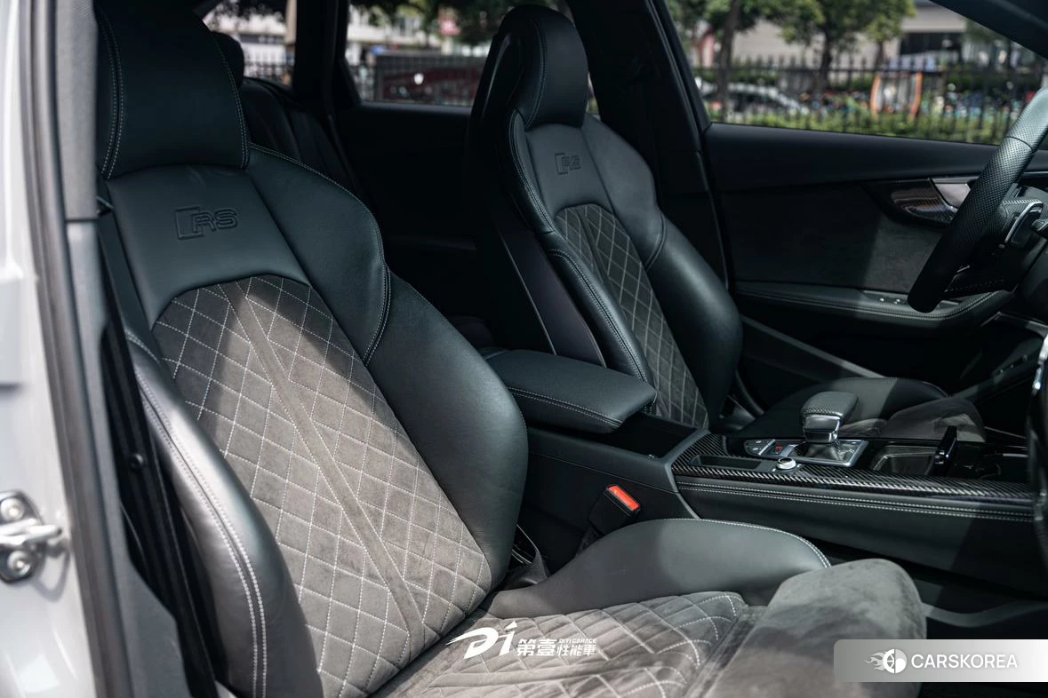 Audi RS 4 2021 Серебристо-серый из Китая, фото 6