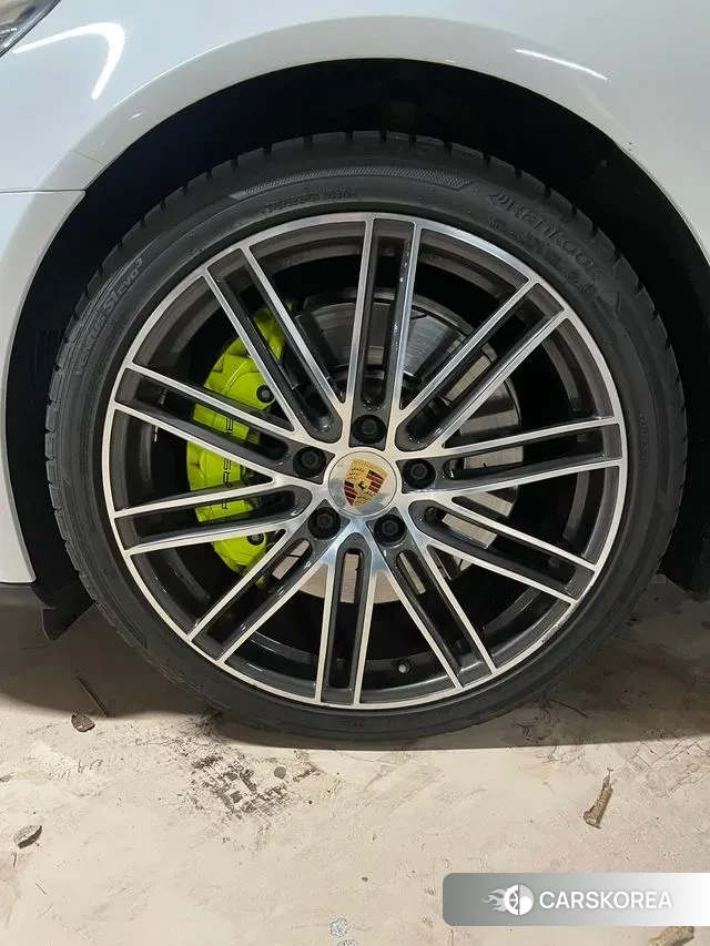 Porsche Panamera (971) 2018 Белый из Кореи, фото 5