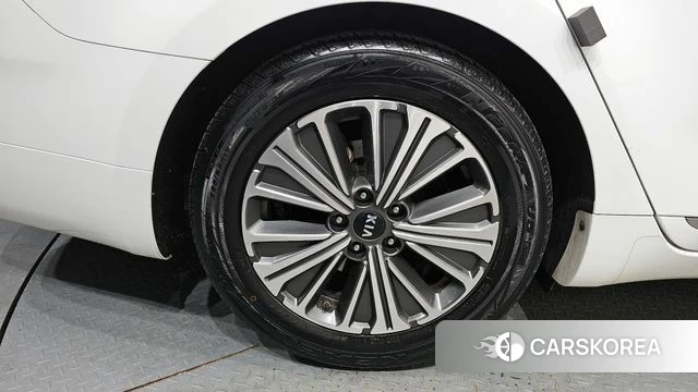 Kia K7 Premier Hybrid id 3935863 из Кореи 15