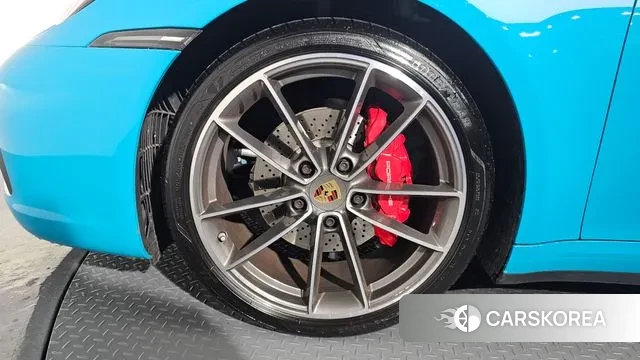 Porsche 911(992) id 3449124 из Кореи 15