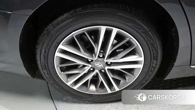 Hyundai Grandeur IG id 3573933 из Кореи 15