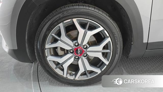 Kia Seltos id 4428576 из Кореи 15
