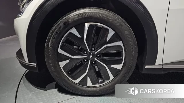 Kia EV6 id 3549902 из Кореи 15