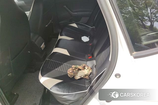 Volkswagen Polo id 4265164 из Китая 12