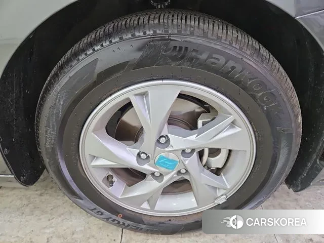 Hyundai Avante (CN7) id 3601719 из Кореи 12