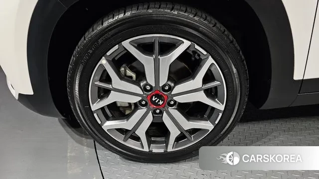 Kia Seltos id 3013518 из Кореи 15