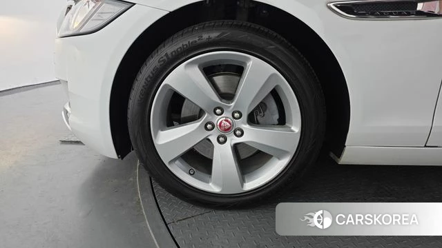 Jaguar XF (X260) id 4311071 из Кореи 15