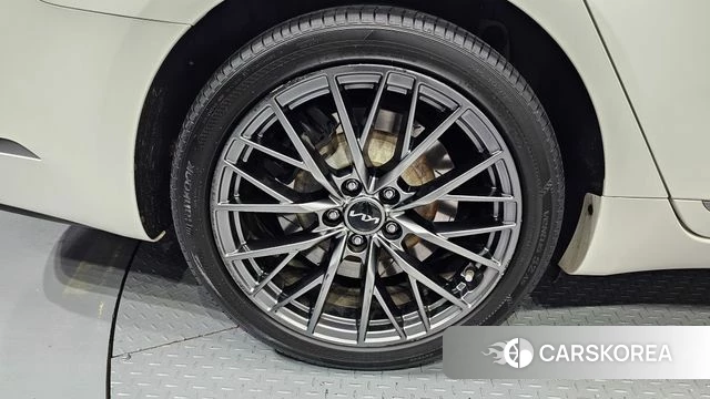 Kia Come New K7 id 4411190 из Кореи 29